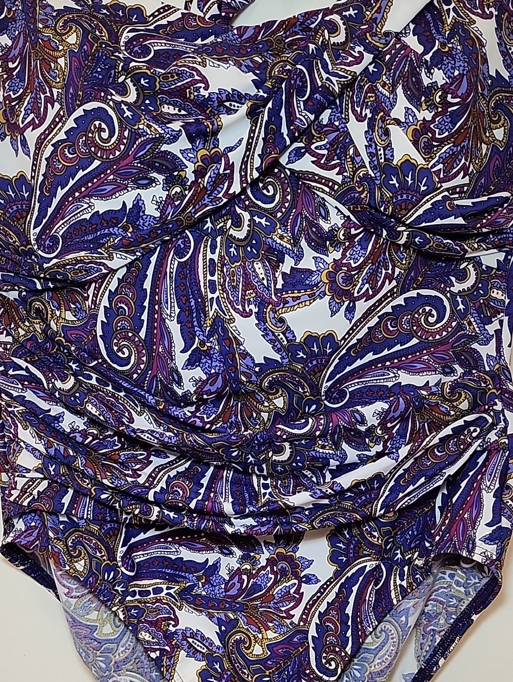 Lands’End Swimsuit OnePiece Ruched Wrapped Slimming Soft Cup Wireless Paisley 14 - Picture 7 of 16
